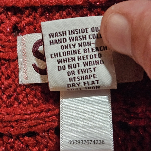 So Women's Scoop Neck Short Sleeve Sweater With Sparkles In Red Size XS - Picture 4 of 8